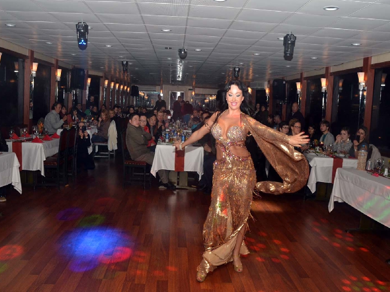 Belly dancer Turkish night show on the Bosporus and dinner cruise