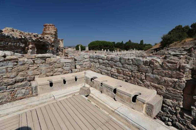 Image of historic toilets and baths at Ephesus