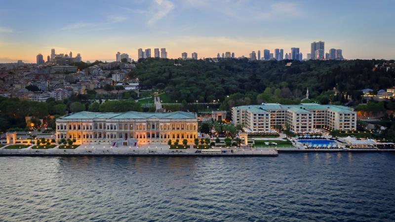 Historic buildings, park and city skyline next to Bosporus